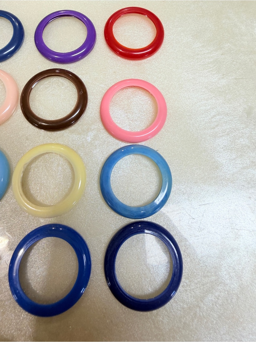 Gucci Colorful Bezel Set - Assorted Colors - Picture 5 of 7